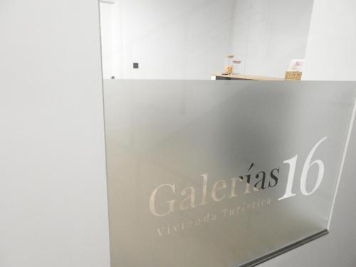 Galerias 16 Viviendas Turisticas ルーゴ エクステリア 写真
